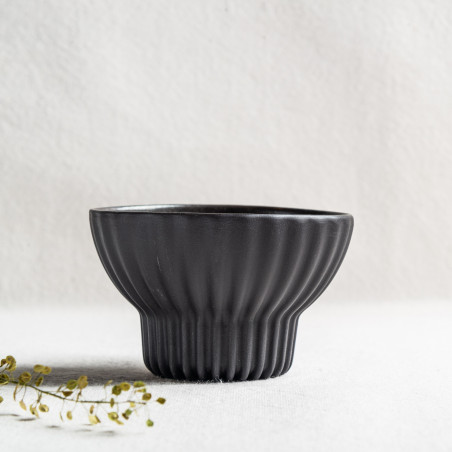 Théière japonaise en céramique noire Pokoe par Revol Porcelaine