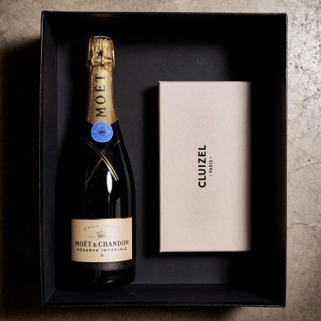 Gift Box - Champagne & Chocolates